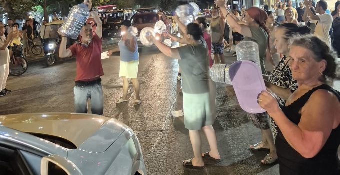 Kumbağ’da Bidonlu Susuzluk Tepkisi