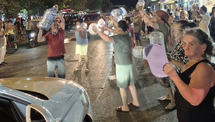 Kumbağ’da Bidonlu Susuzluk Tepkisi