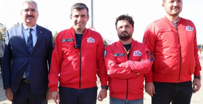 TEKNOFEST Tekirdağ’da: Bayraktar Gençlerle Buluştu