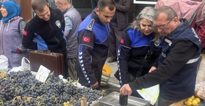 Süleymanpaşa Zabıtası’ndan Pazarda Tartı Denetimi