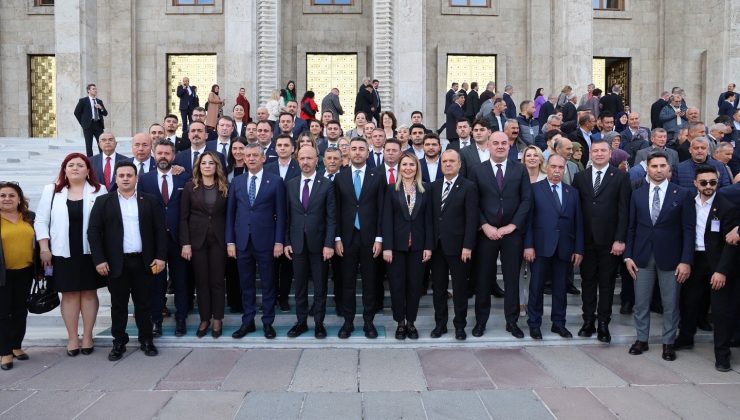 CHP Tekirdağ Heyeti, Genel Başkan Özgür Özel’i Ziyaret Etti