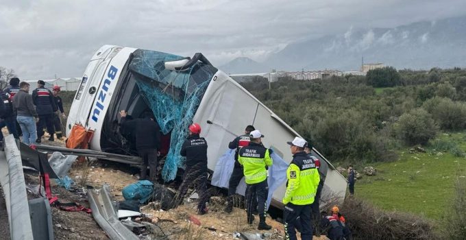 Tekirdağ–Antalya Yolcu Otobüsü Şarampole Devrildi: 9 Kişi Hayatını Kaybetti
