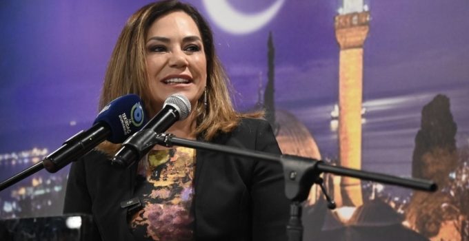 Candan Yüceer Muhtarlarla İftarda Buluştu