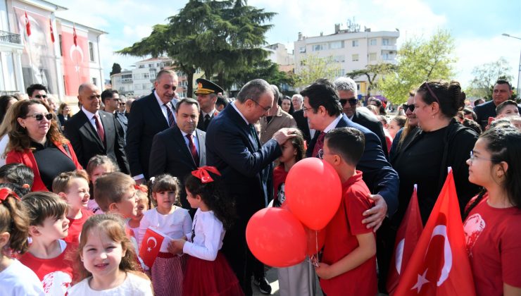 TEKİRDAĞ’DA 23 NİSAN TÖRENLE KUTLANDI
