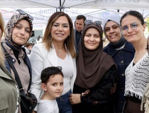 Candan Başkan Annelerin Sevincine Ortak Oldu