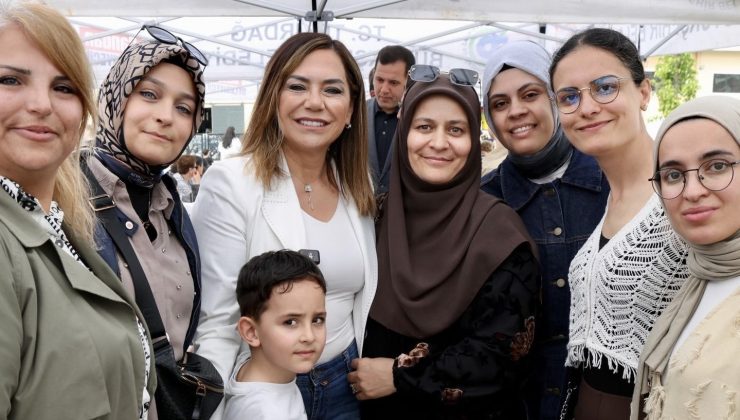 Candan Başkan Annelerin Sevincine Ortak Oldu