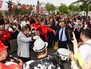 Kakava Şenliğine Muhteşem Açılış