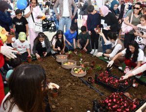 Süleymanpaşa Belediyesi Anne Çocuk Şenliğine Yoğun İlgi