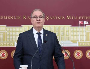 Faik Öztrak: “CHP’de Çok Başlılık Sona Ermeli”