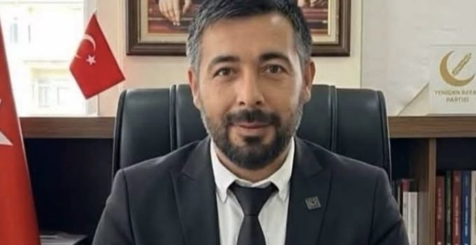 Alkol Paylaşımı Sonrası Partisiyle Yolları Ayrıldı