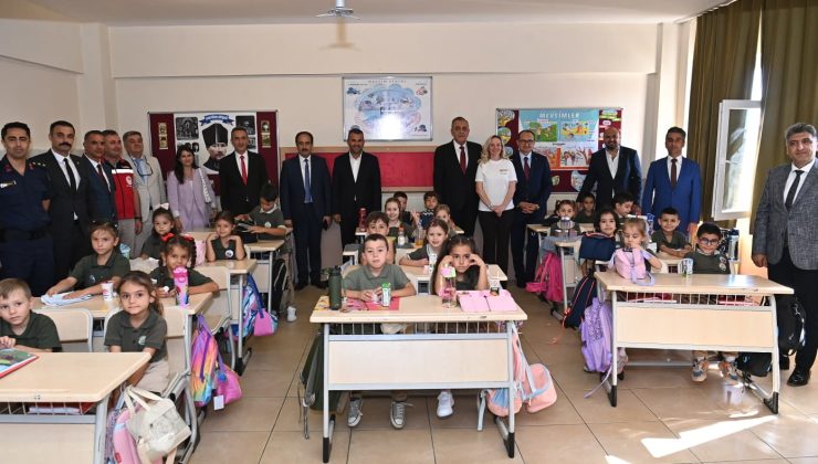 Süleymanpaşa Belediyesinden 1.500 Öğrenciye Kırtasiye Desteği
