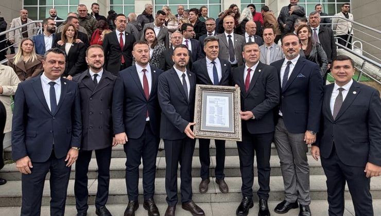 Mehmet Sabri Yüce Mazbatasını Aldı